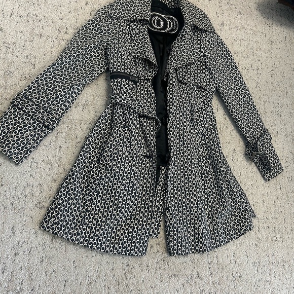 Spoom M-L (38) trench with great pattern in excellent condition so funky! EUC - Picture 10 of 16